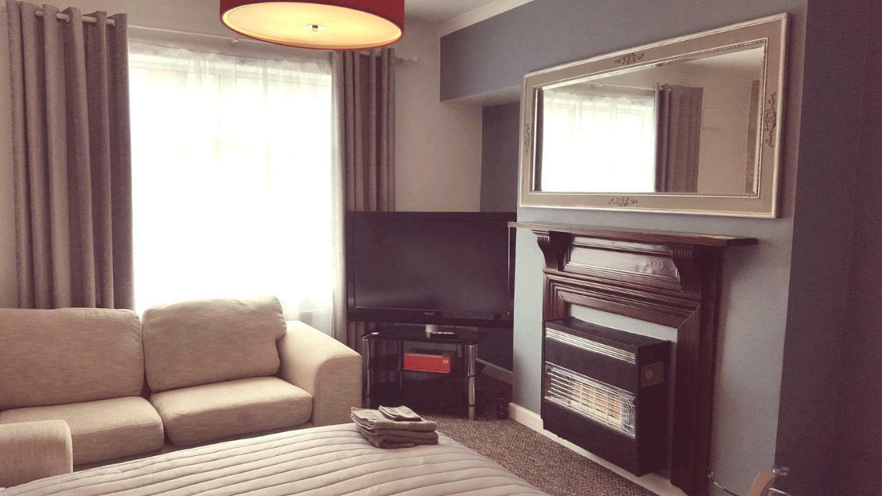 Dumfries Central Apartment Exterior foto